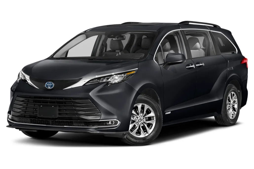 2022 Toyota Sienna XLE photo 1