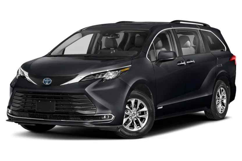 2022 Toyota Sienna XLE photo 1