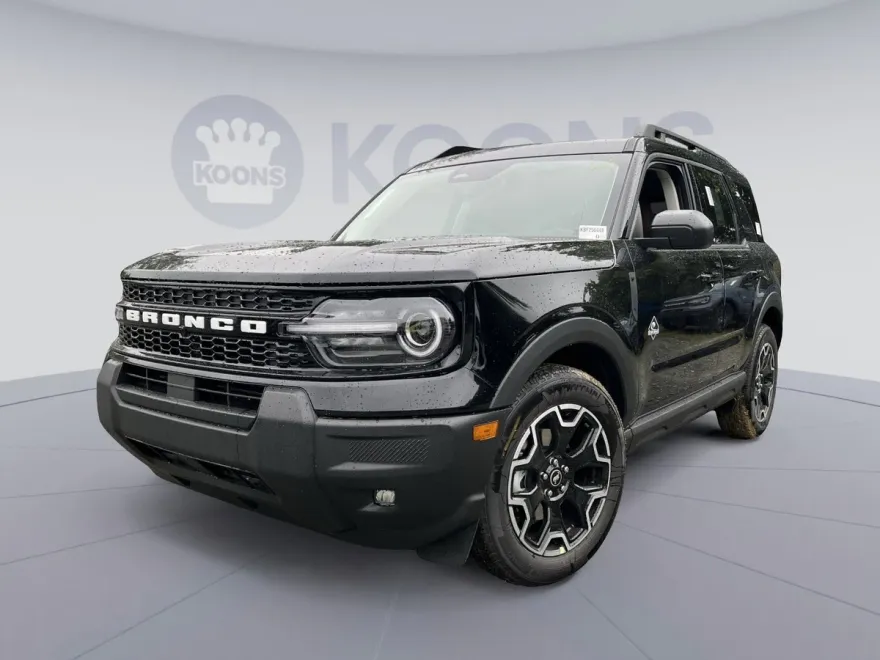 2025 Ford Bronco Sport Outer Banks photo 1