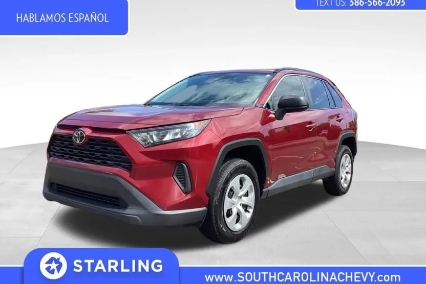 2020 Toyota RAV4 LE photo 1