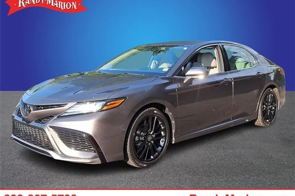 2023 Toyota Camry XSE photo 1