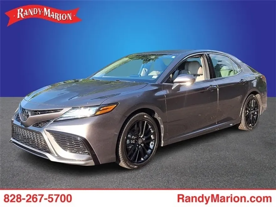 2023 Toyota Camry XSE photo 1