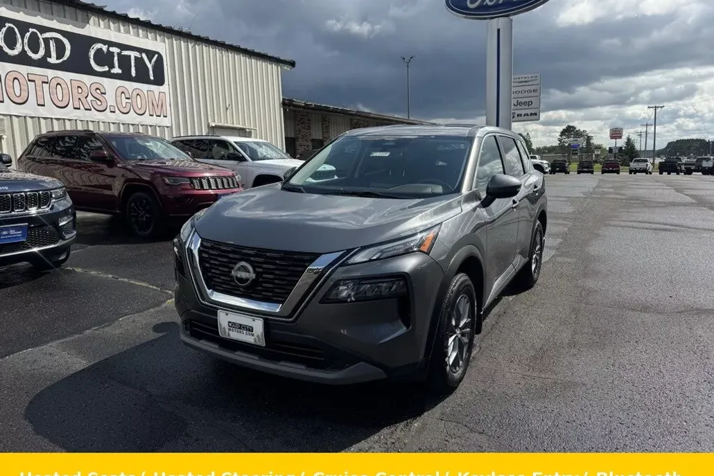 2022 Nissan Rogue S photo 1