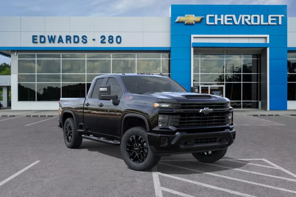 2026 Chevrolet Silverado 2500HD Custom photo 1