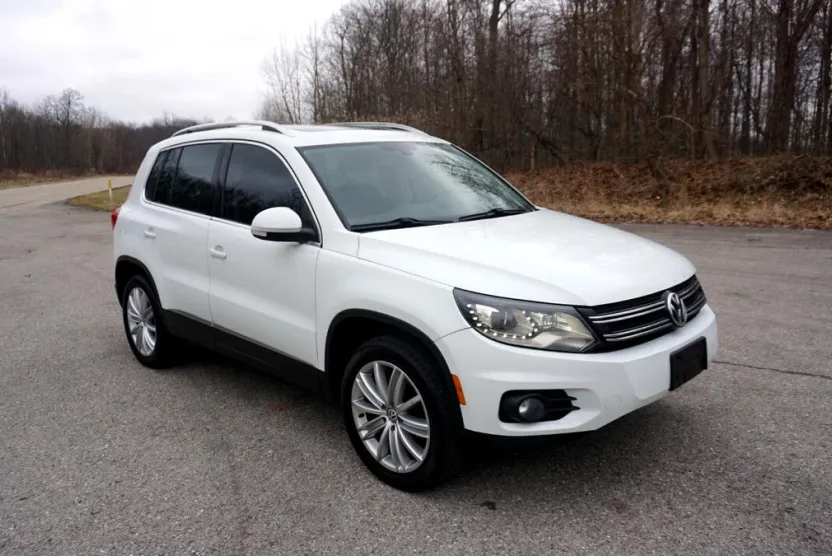 2016 Volkswagen Tiguan SE photo 1