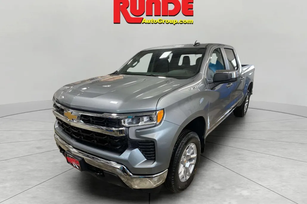 2025 Chevrolet Silverado 1500 LT photo 1