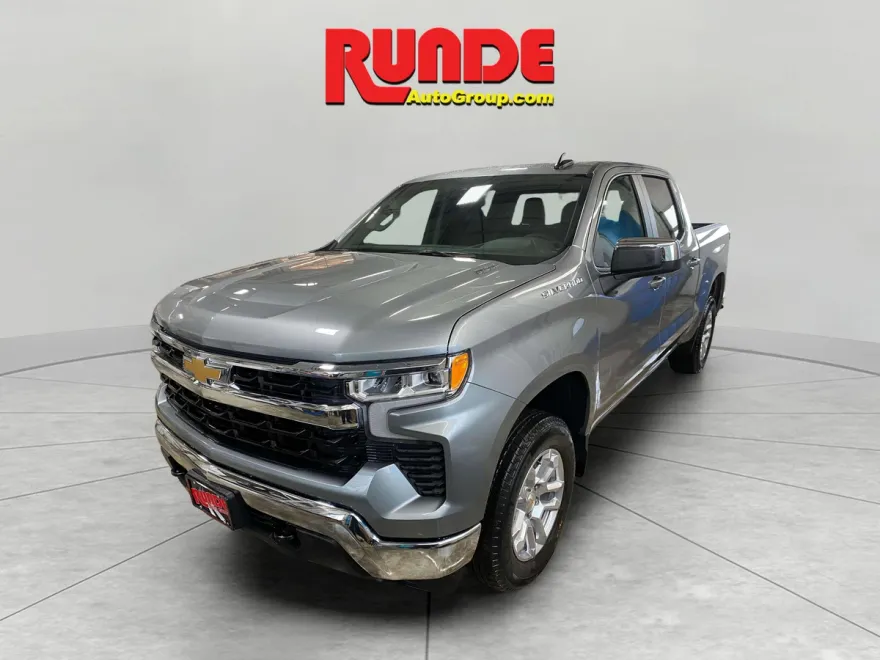 2025 Chevrolet Silverado 1500 LT photo 1