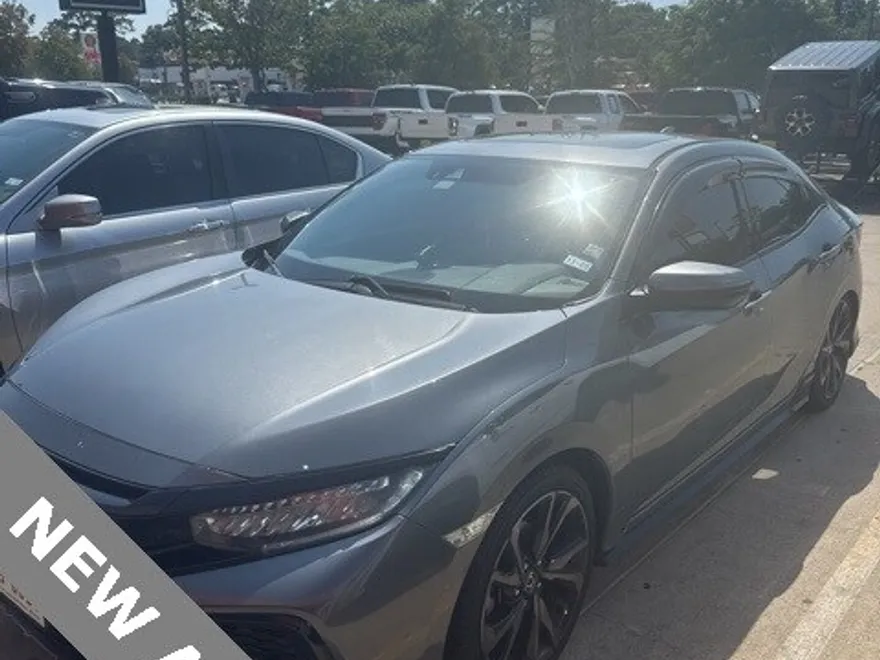 2017 Honda Civic Sport Touring photo 1
