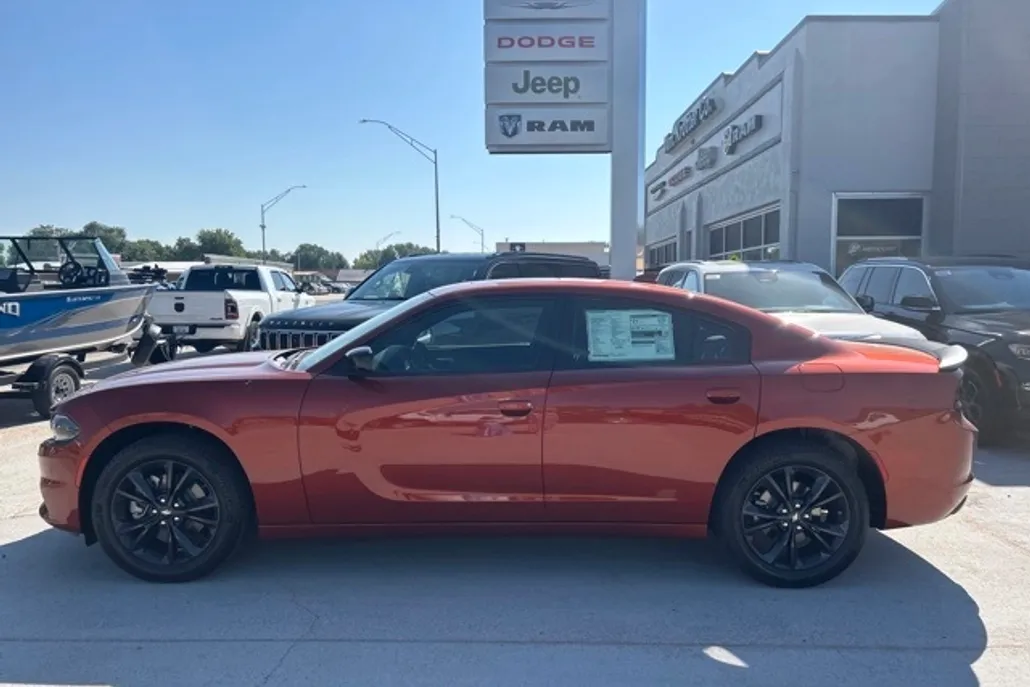 2023 Dodge Charger SXT photo 1