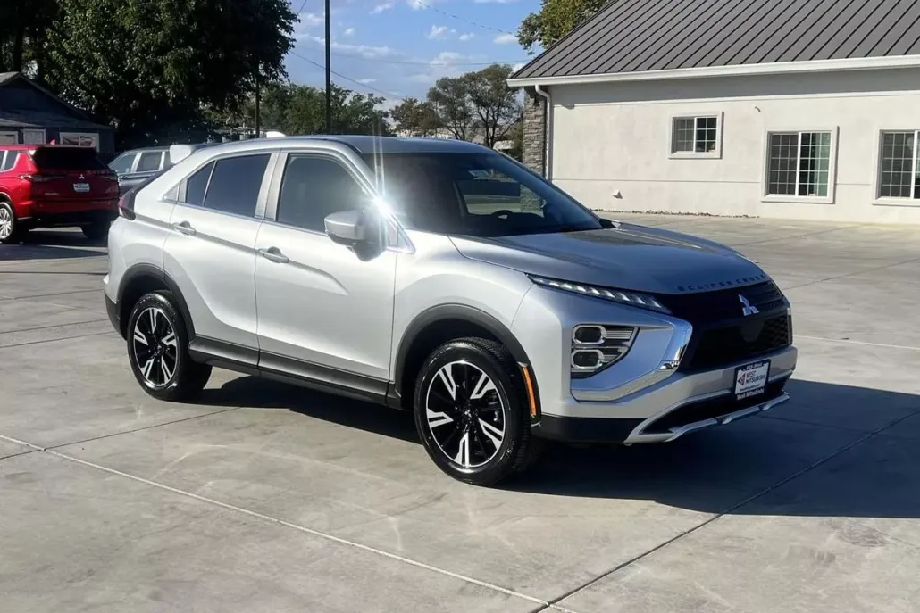 2026 Mitsubishi Eclipse Cross SEL photo 1
