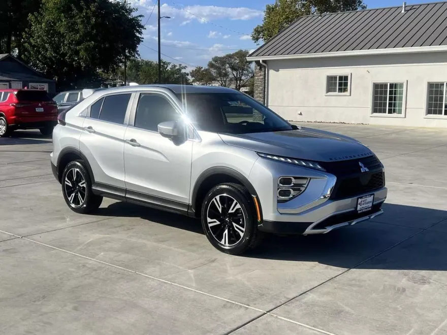 2026 Mitsubishi Eclipse Cross SEL photo 1