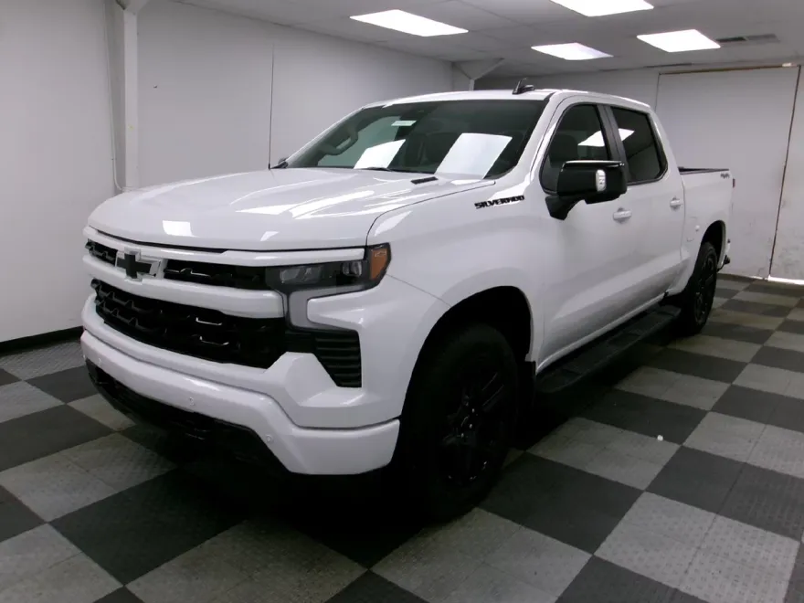 2025 Chevrolet Silverado 1500 RST photo 1