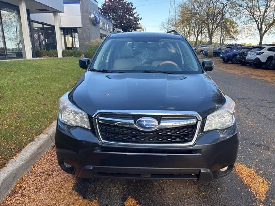 2014 Subaru Forester 2.5i Touring photo 1