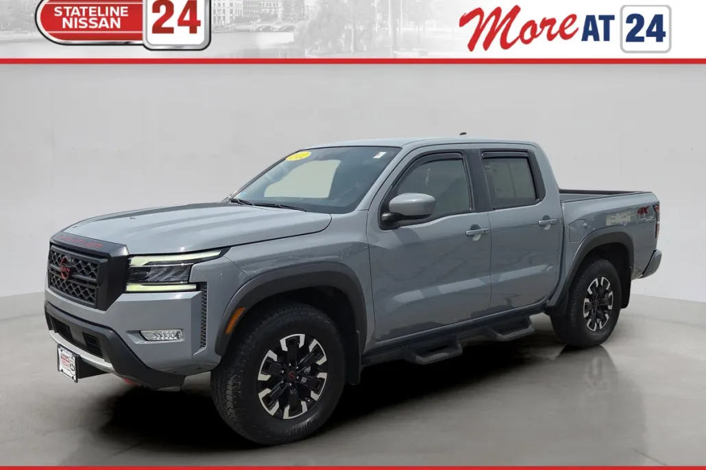 2022 Nissan Frontier Crew Cab PRO-4X photo 1
