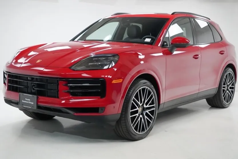 2025 Porsche Cayenne Base photo 1