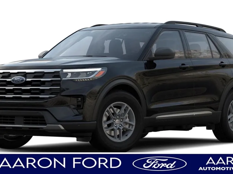 2025 Ford Explorer photo 1
