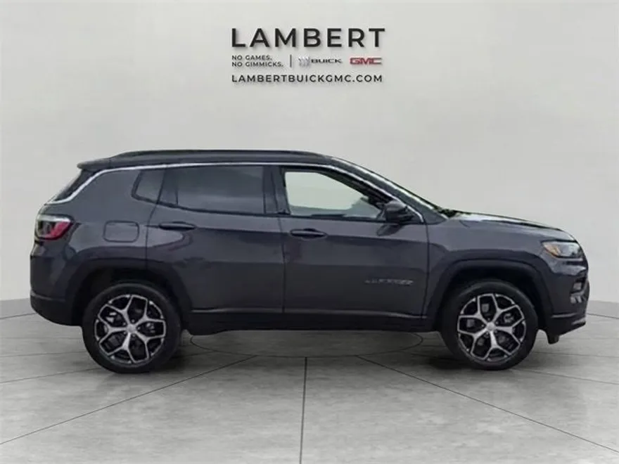 2024 Jeep Compass Limited photo 1