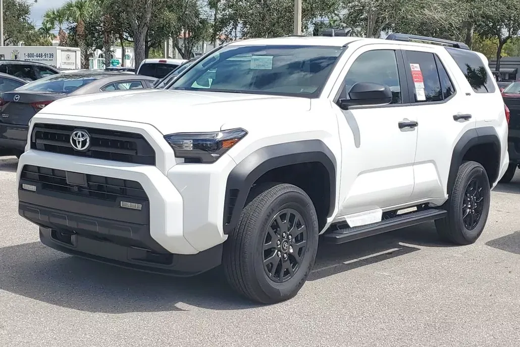 2025 Toyota 4Runner SR5 photo 1