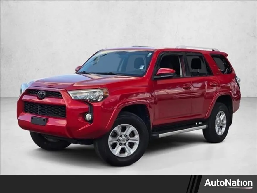 2017 Toyota 4Runner SR5 photo 1