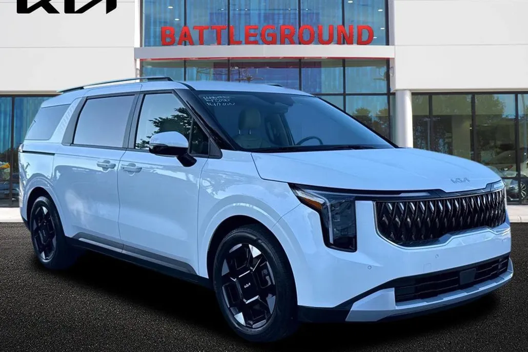 2025 Kia Carnival EX photo 1