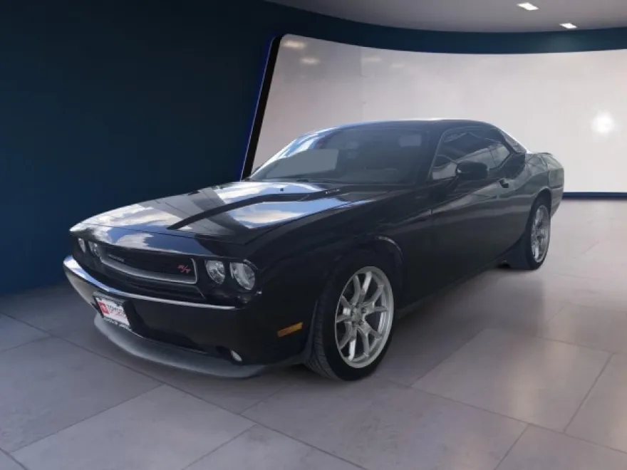 2014 Dodge Challenger R/T photo 1