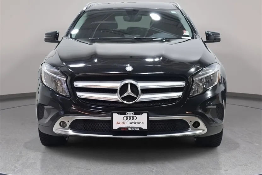 2015 Mercedes Benz GLA 250 4MATIC photo 1