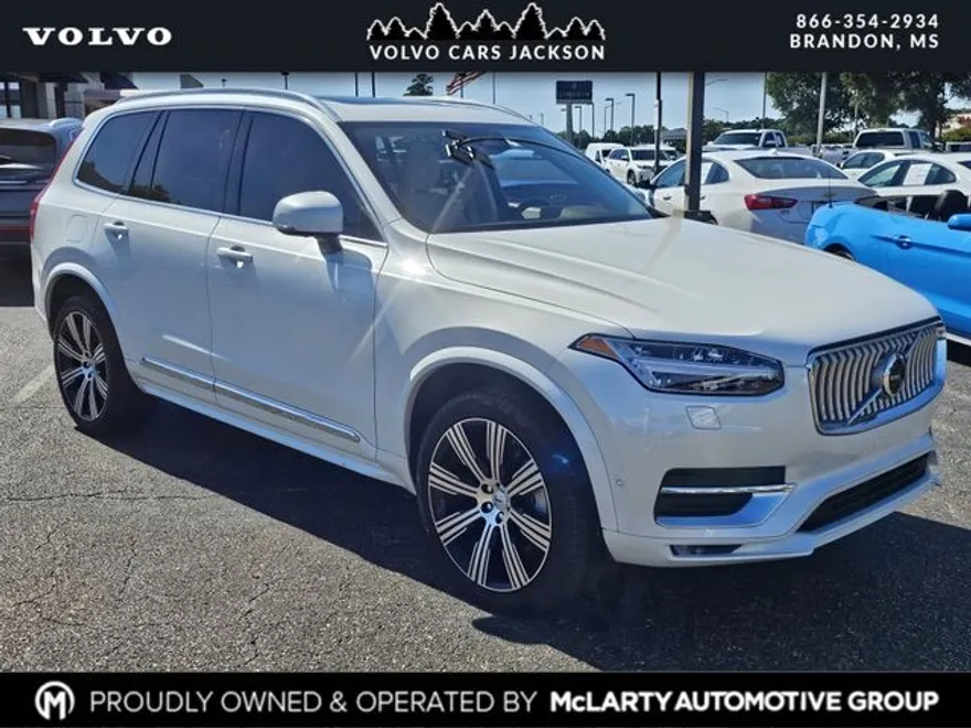 2024 Volvo XC90 Plus photo 1