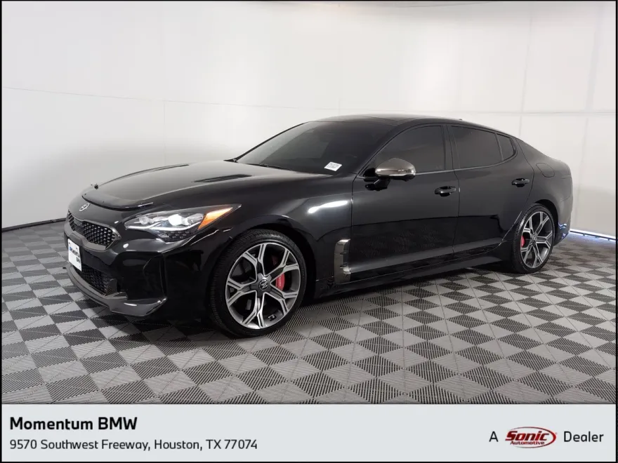 2023 Kia Stinger GT2 photo 1
