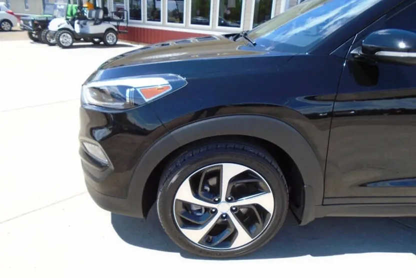 2016 Hyundai Tucson Limited photo 1