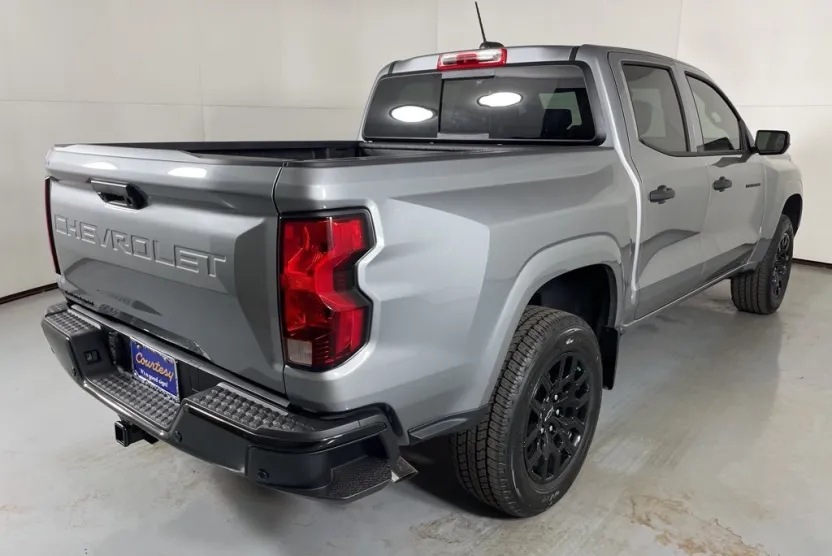 2026 Chevrolet Colorado Work Truck photo 1