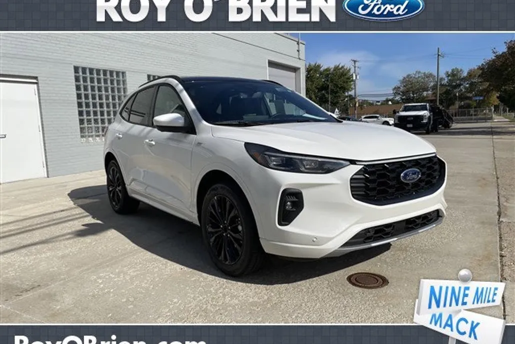 2025 Ford Escape ST-Line Elite photo 1