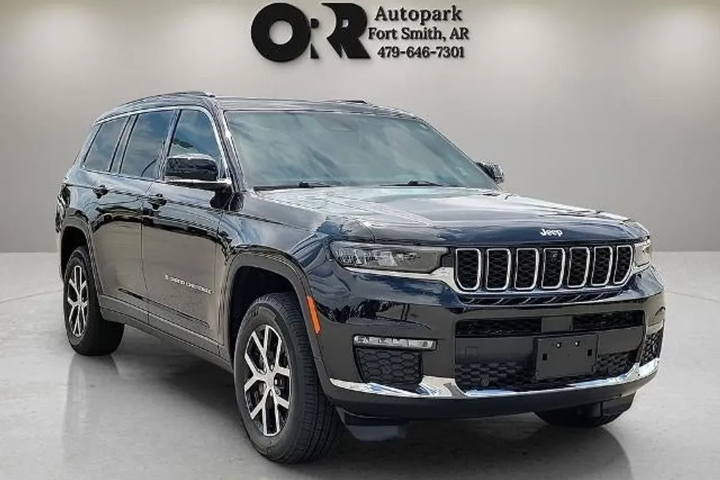 2024 Jeep Grand Cherokee Limited photo 1