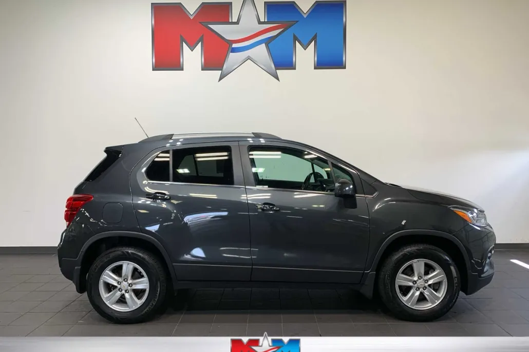 2017 Chevrolet Trax LT photo 1