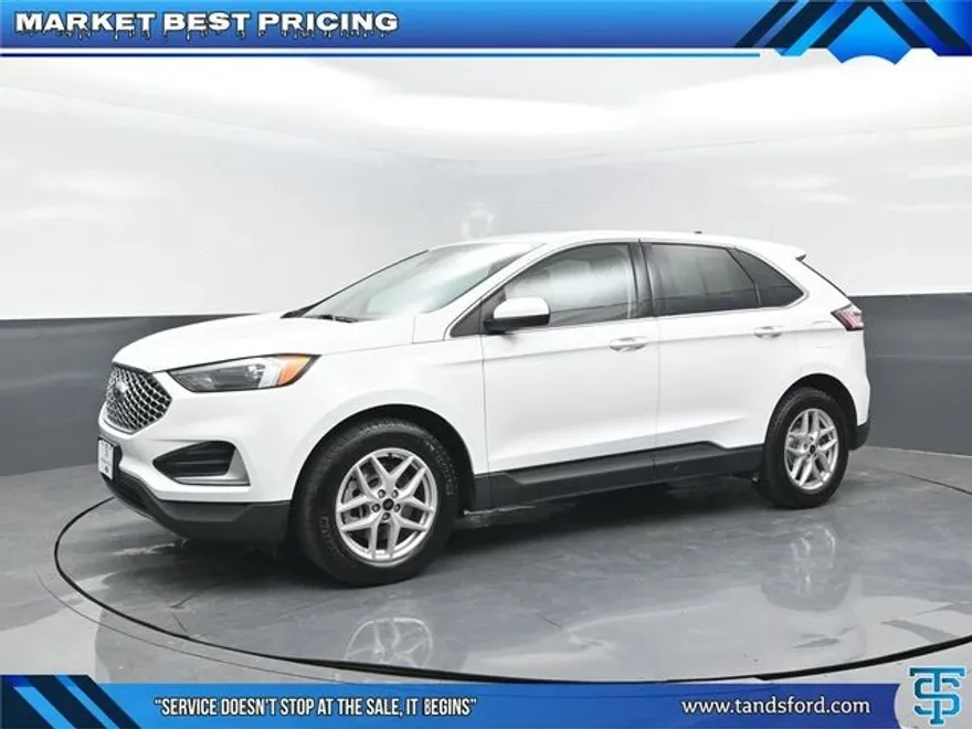 2024 Ford Edge SEL photo 1
