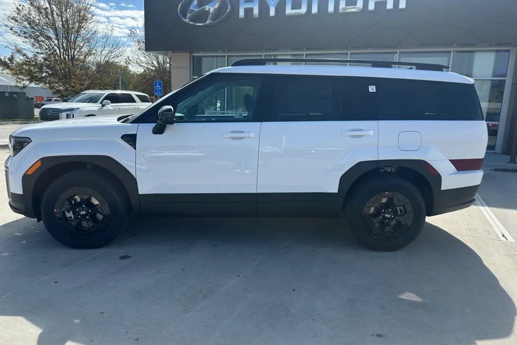 2026 Hyundai Santa Fe XRT photo 1