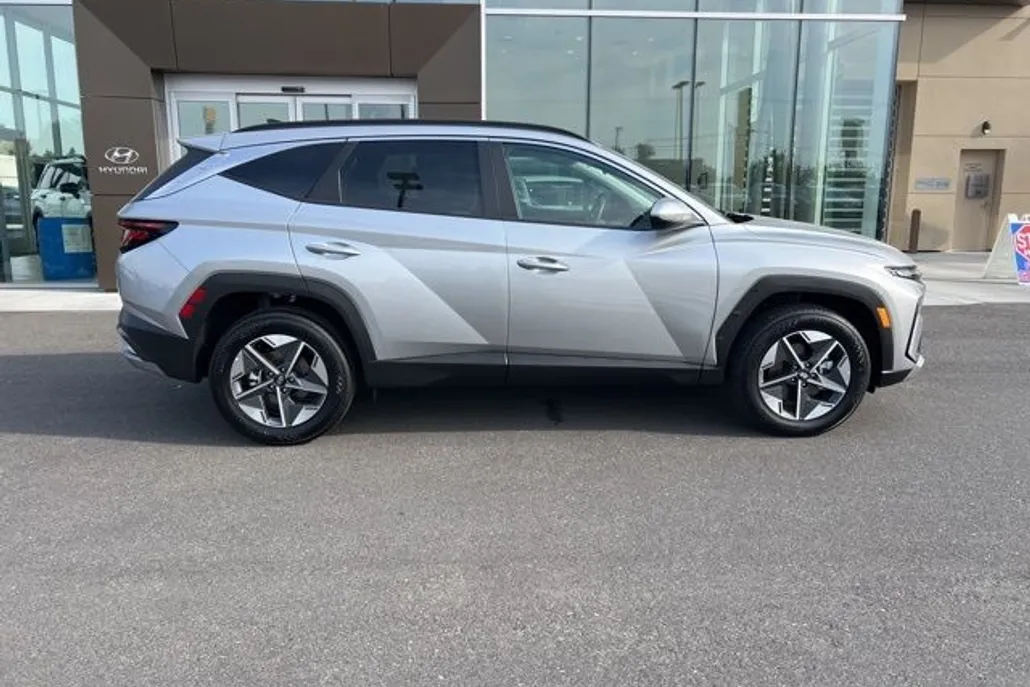 2025 Hyundai Tucson Hybrid SEL Convenience photo 1
