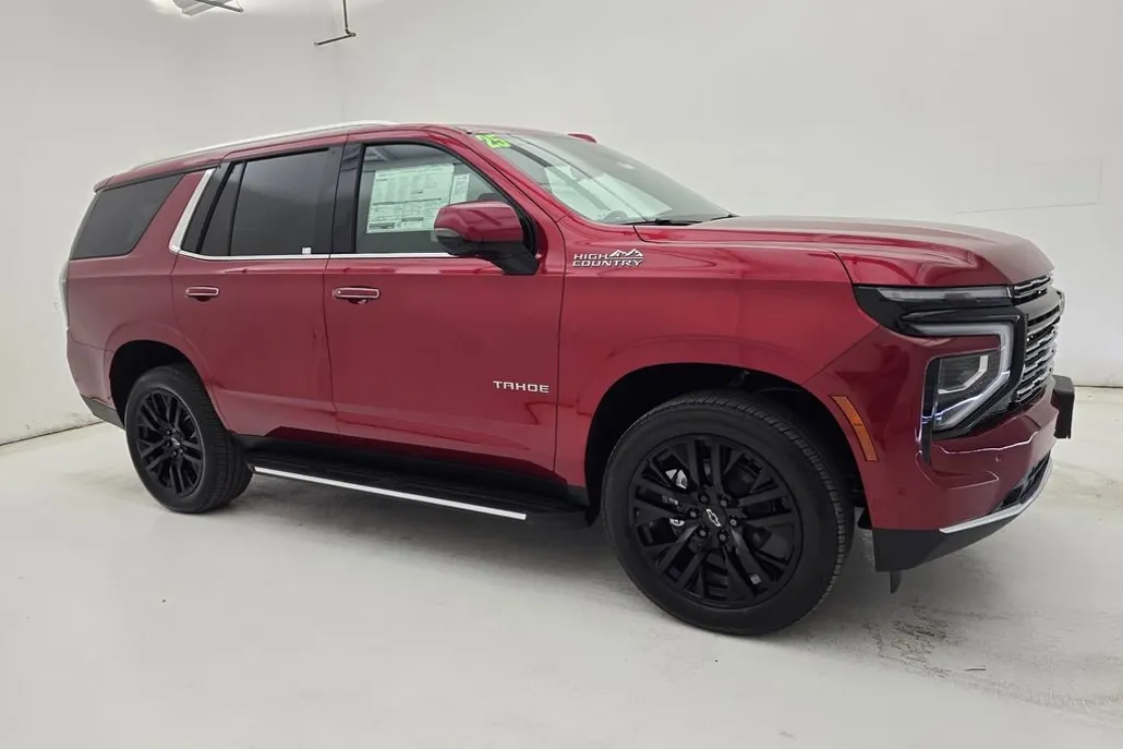 2025 Chevrolet Tahoe High Country photo 1