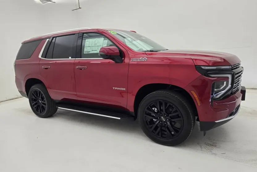 2025 Chevrolet Tahoe High Country photo 1