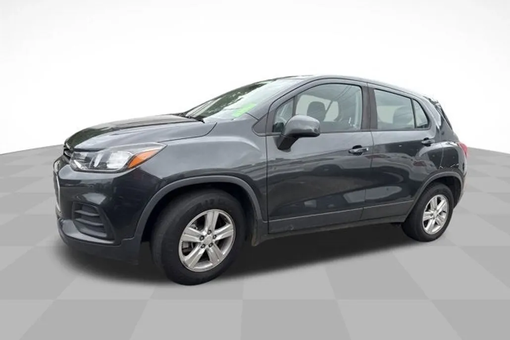 2019 Chevrolet Trax LS photo 1