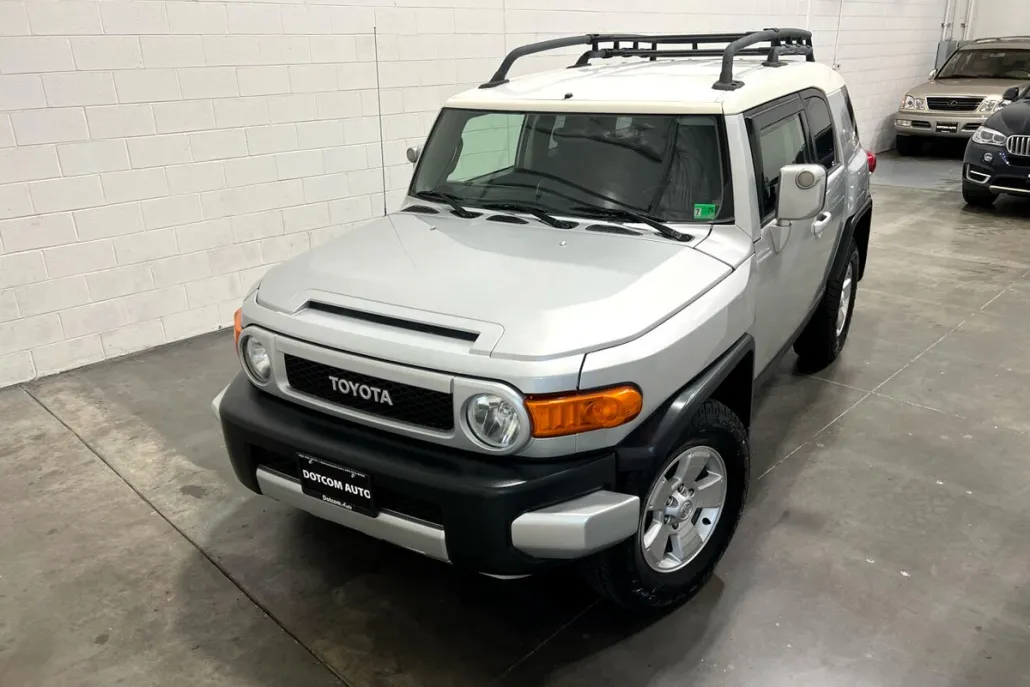 2007 Toyota FJ Cruiser Base photo 1