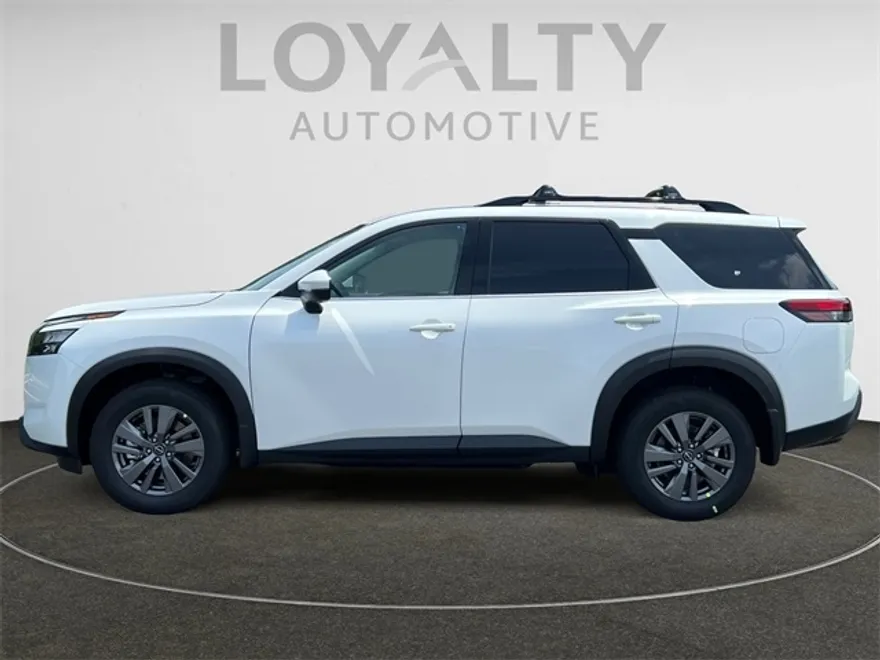 2025 Nissan Pathfinder SV photo 1
