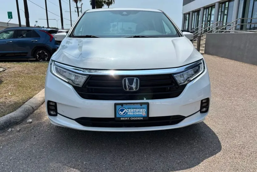 2024 Honda Odyssey Elite photo 1