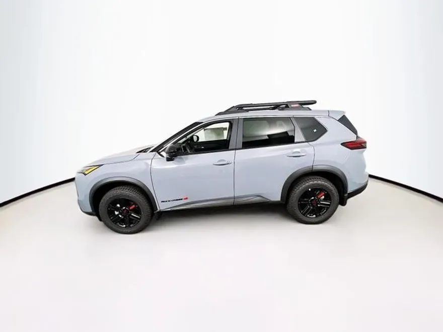 2026 Nissan Rogue SV photo 1