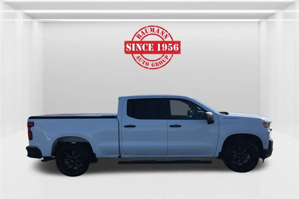 2020 Chevrolet Silverado 1500 photo 1