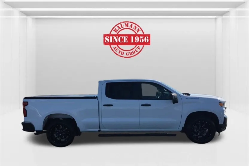 2020 Chevrolet Silverado 1500 photo 1