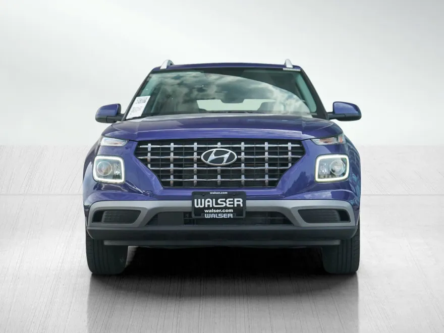2025 Hyundai Venue Limited photo 1