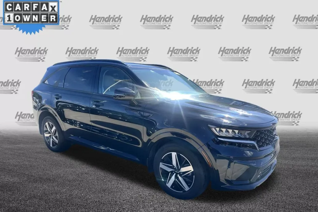 2022 Kia Sorento EX photo 1