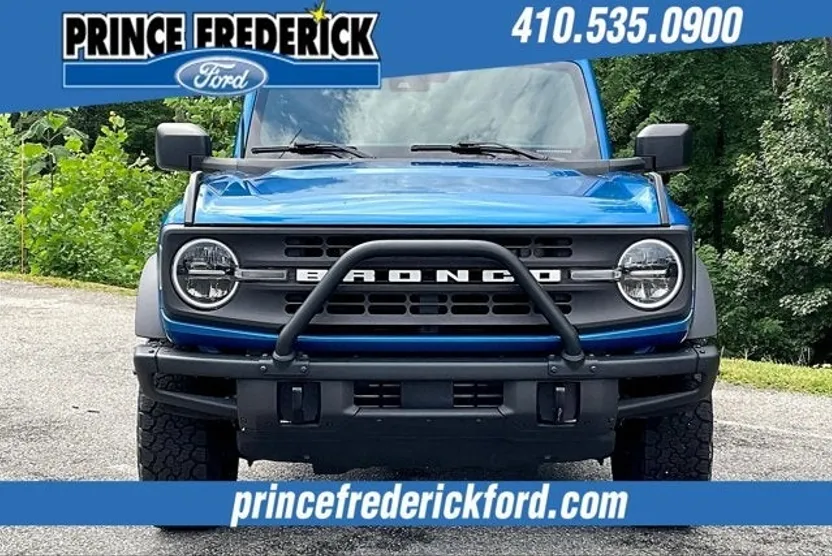 2022 Ford Bronco Black Diamond photo 1