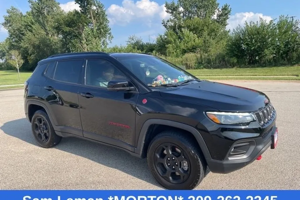 2023 Jeep Compass Trailhawk photo 1