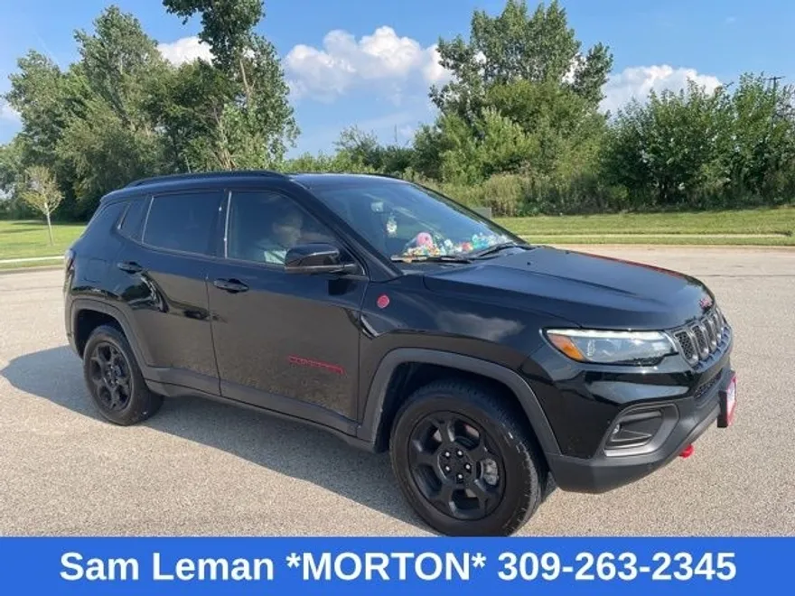 2023 Jeep Compass Trailhawk photo 1